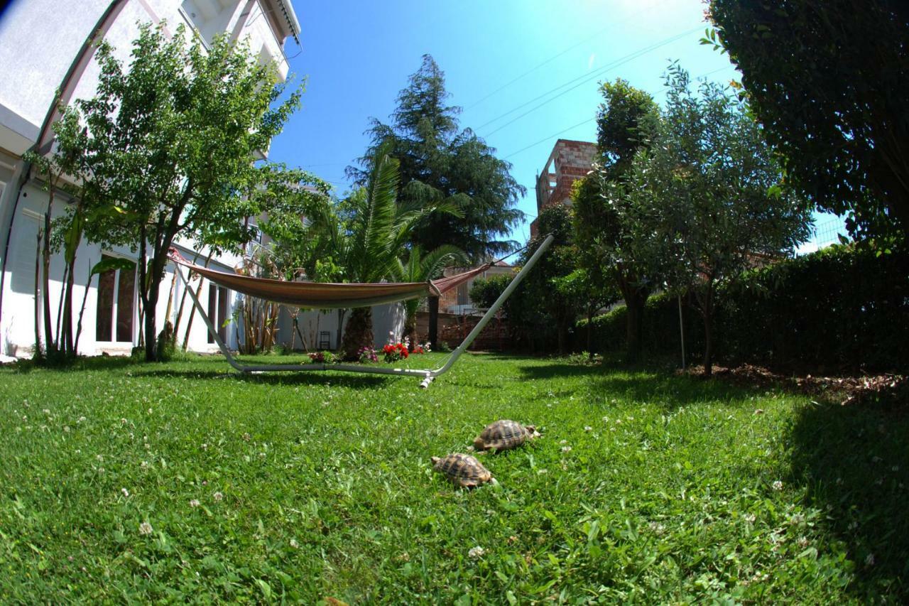 Villa Green Garden Sarandë Exteriör bild